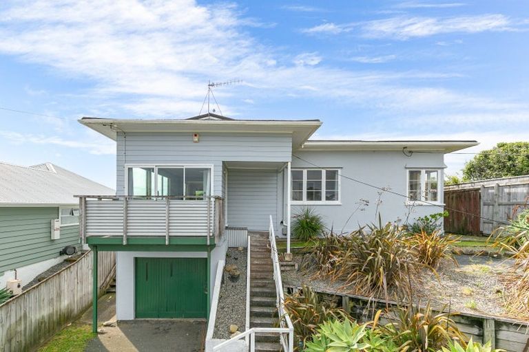 Photo of property in 9 Webber Street, Paraparaumu Beach, Paraparaumu, 5032