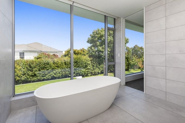 Photo of property in 146 Glandovey Road, Strowan, Christchurch, 8052