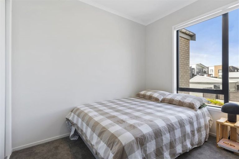 Photo of property in 2/48 Nugget Avenue, Hobsonville, Auckland, 0616