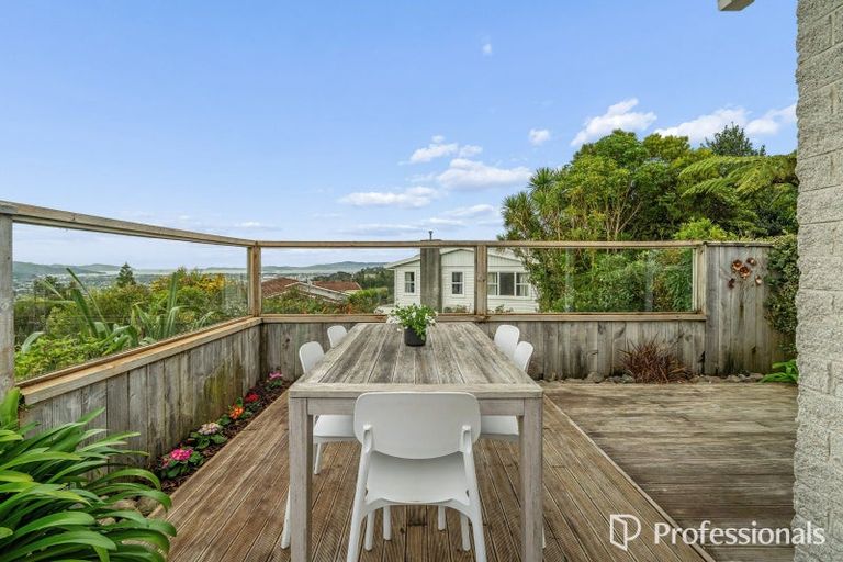 Photo of property in 6 Viscount Grove, Kelson, Lower Hutt, 5010