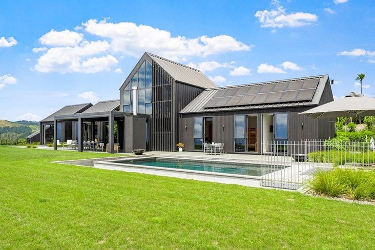 Photo of property in 1612p Pakiri Road, Tomarata, Wellsford, 0972