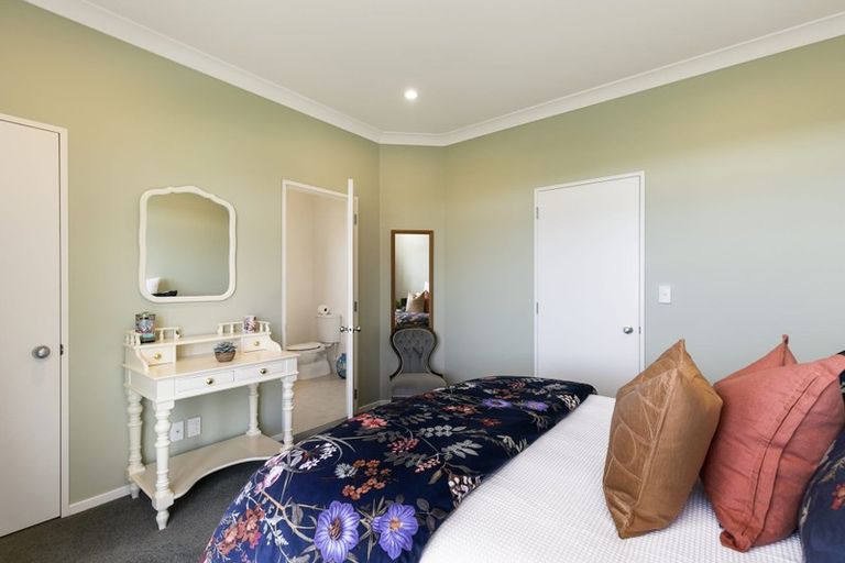 Photo of property in 7 Moston Grove, Churton Park, Wellington, 6037