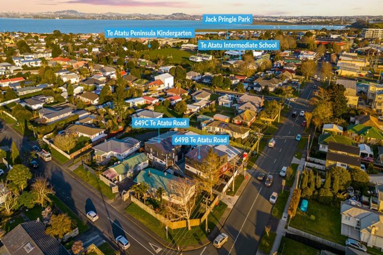 Photo of property in 649d Te Atatu Road, Te Atatu Peninsula, Auckland, 0610
