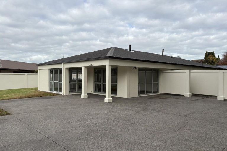 Photo of property in 54 Ashley Street, St Andrews, Hamilton, 3200