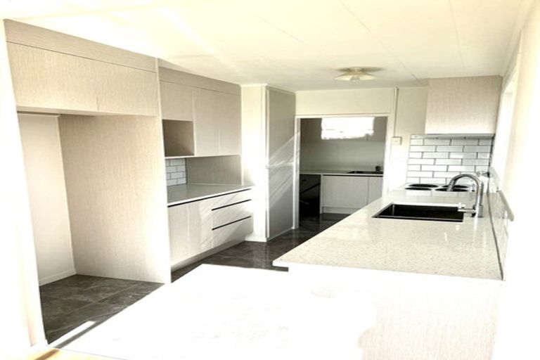 Photo of property in 14 Quennell Avenue, Favona, Auckland, 2024