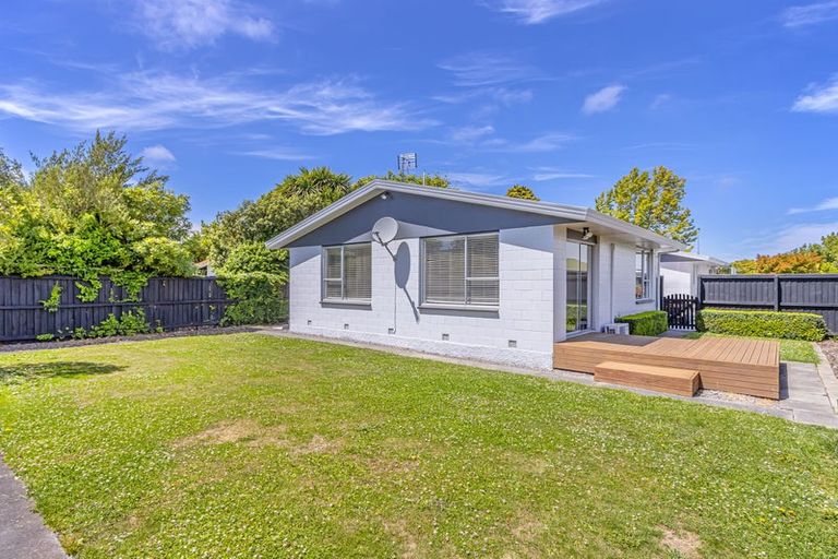 Photo of property in 10 Brogar Place, Casebrook, Christchurch, 8051