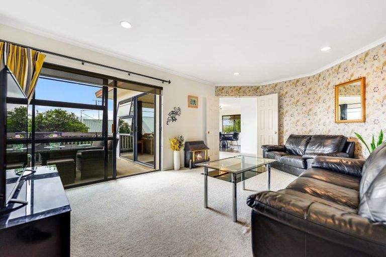 Photo of property in 46 Greenfield Drive, Western Heights, Hamilton, 3200