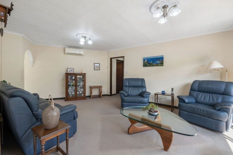 Photo of property in 35 Picton Avenue, Riccarton, Christchurch, 8011