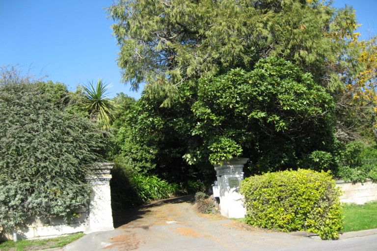 Photo of property in 2 Cracroft Terrace, Cashmere, Christchurch, 8022