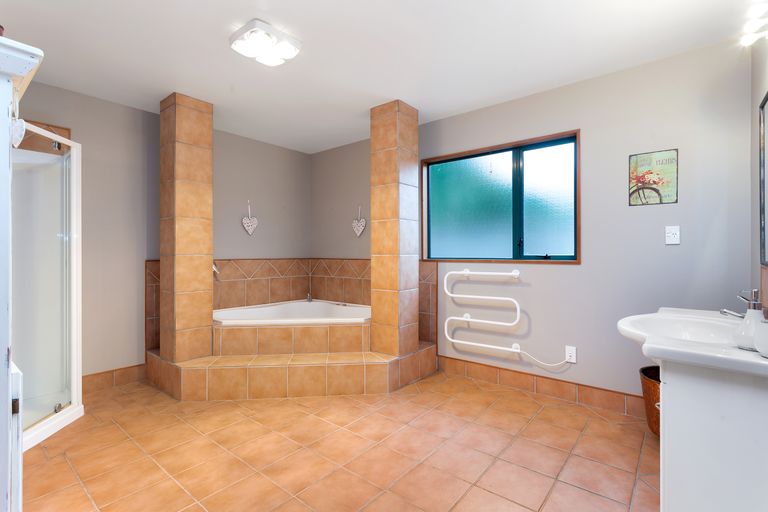 Photo of property in 20 Milesbrook Close, Rangiora, 7400