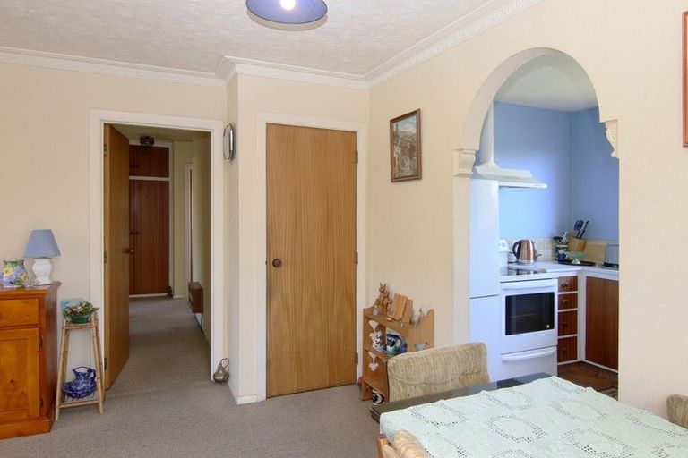 Photo of property in 18 Sawtell Place, Northcote, Christchurch, 8052
