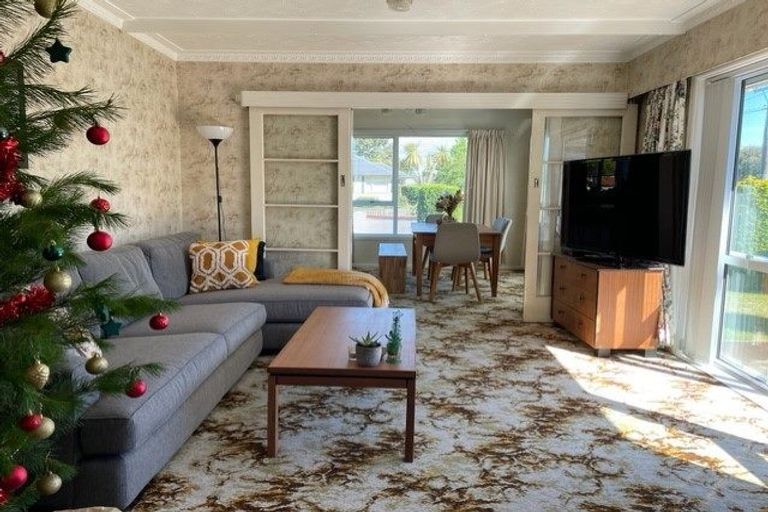 Photo of property in 91 Kendal Avenue, Burnside, Christchurch, 8053