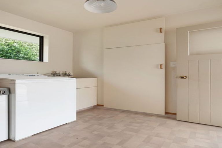 Photo of property in 50b Mcmaster Street, Greytown, 5712