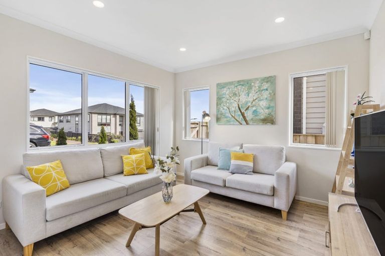 Photo of property in 18 Kilcooley Road, Flat Bush, Auckland, 2019
