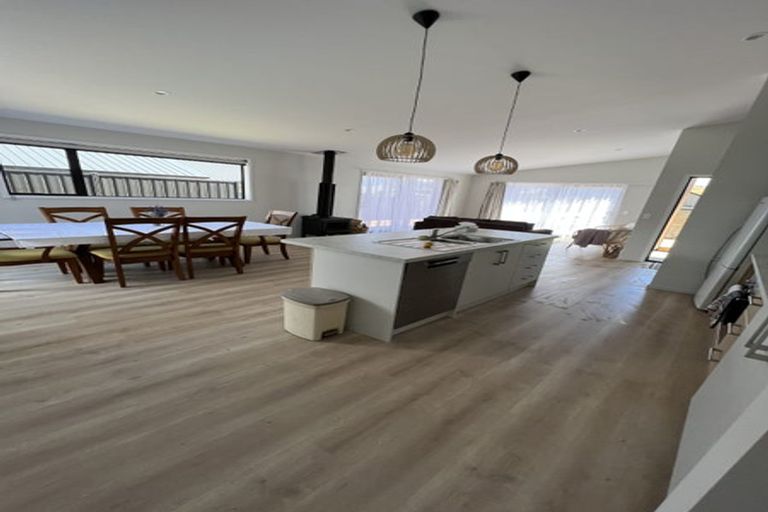 Photo of property in 247 Aubrey Road, Wanaka, 9305