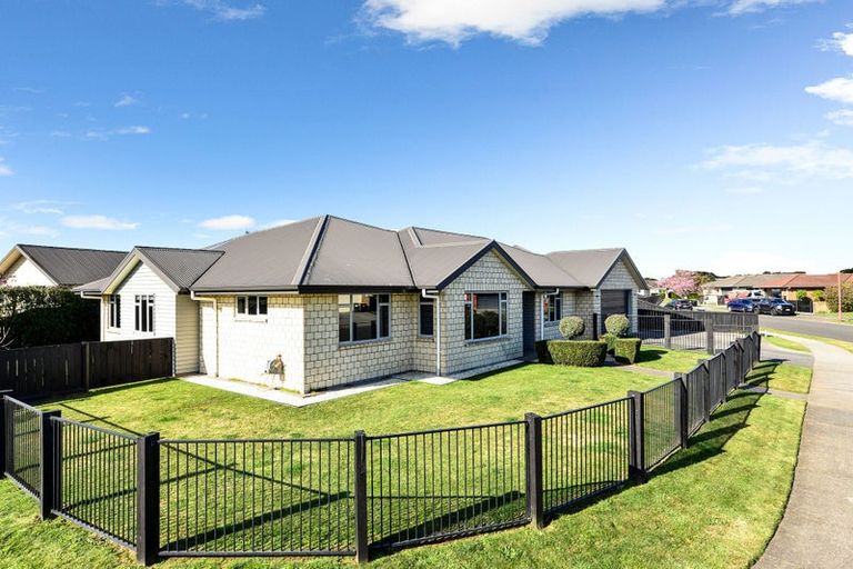 Photo of property in 23 Madison Street, Cambridge, 3434