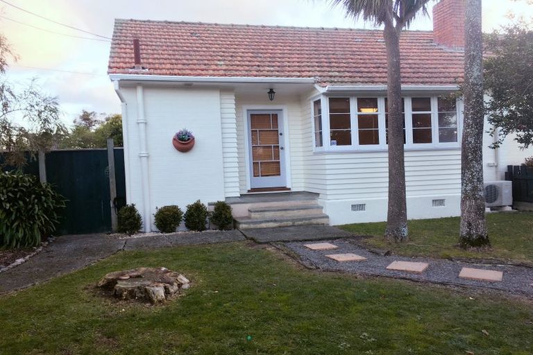 Photo of property in 28 Jutland Street, Waterloo, Lower Hutt, 5011
