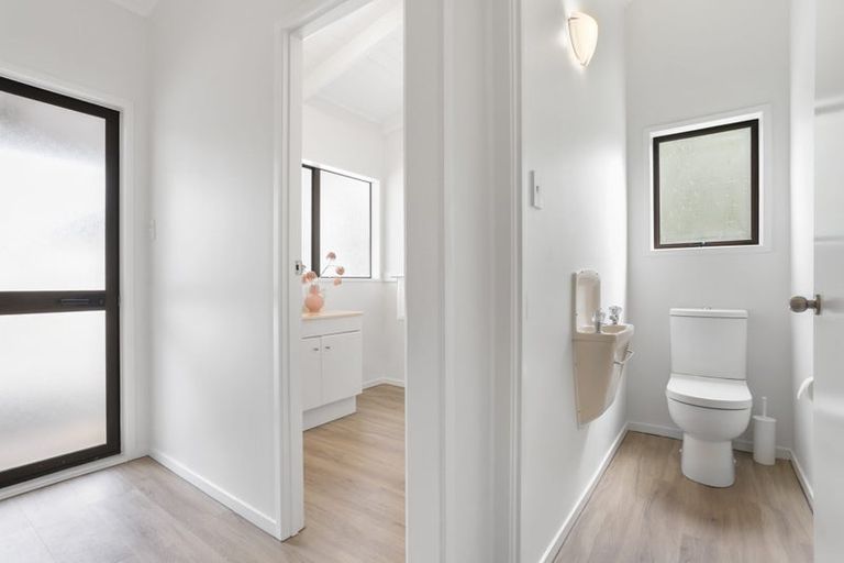 Photo of property in 50a Gardner Avenue, New Lynn, Auckland, 0600