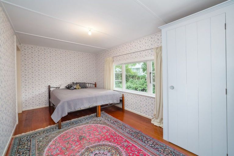 Photo of property in 44 Victoria Street, Carterton, 5713