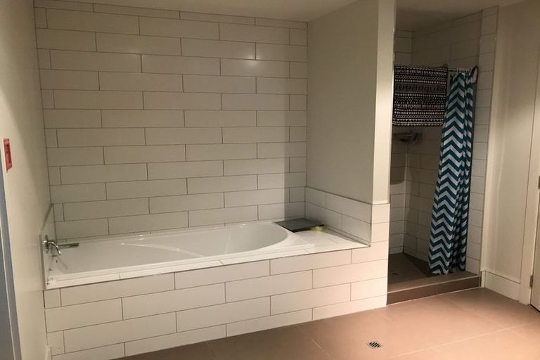 Photo of property in 59u1 Mortimer Terrace, Brooklyn, Wellington, 6021