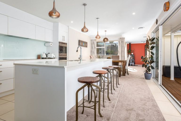 Photo of property in 1 Lindis Lane, Kelson, Lower Hutt, 5010