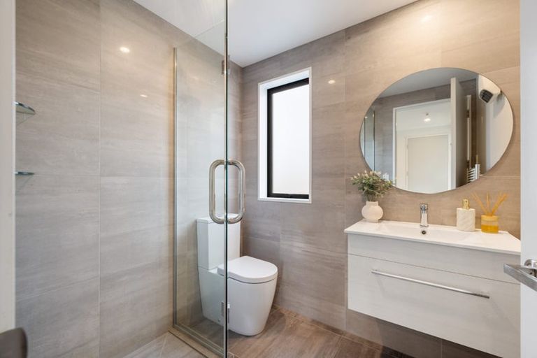 Photo of property in 2/59 Waimairi Road, Upper Riccarton, Christchurch, 8041