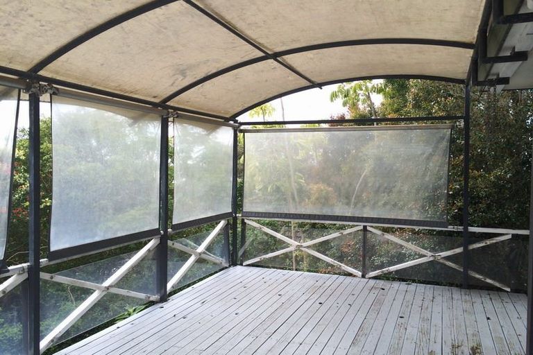 Photo of property in 30 Penfold Place, Henderson, Auckland, 0610