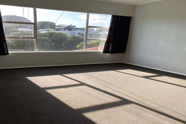 Photo of property in 7 Randwick Road, Northland, Wellington, 6012