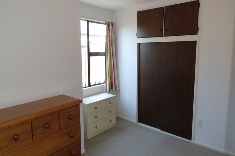 Photo of property in 4 Gatonby Place, Avonhead, Christchurch, 8042