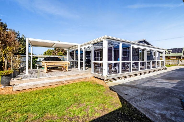 Photo of property in 49 Kawei Road, Ohawe, Hawera, 4671