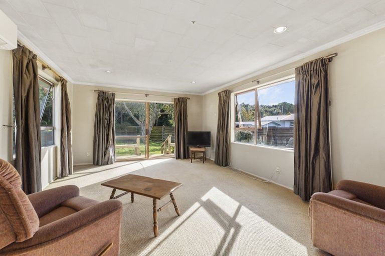 Photo of property in 26 Cypress Grove, Paraparaumu, 5032