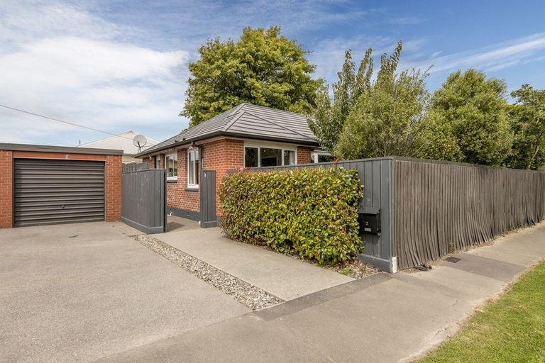 Photo of property in 2 Coronation Street, Spreydon, Christchurch, 8024