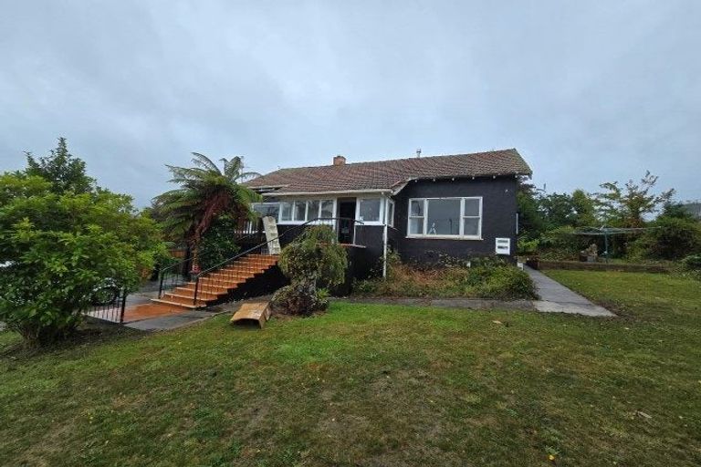 Photo of property in 172 Kawaha Point Road, Kawaha Point, Rotorua, 3010