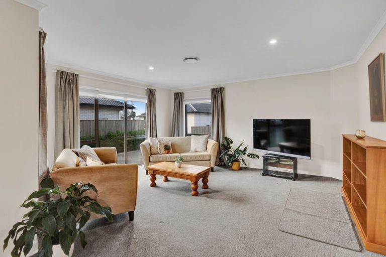 Photo of property in 10a Wilton Street, Westown, New Plymouth, 4310