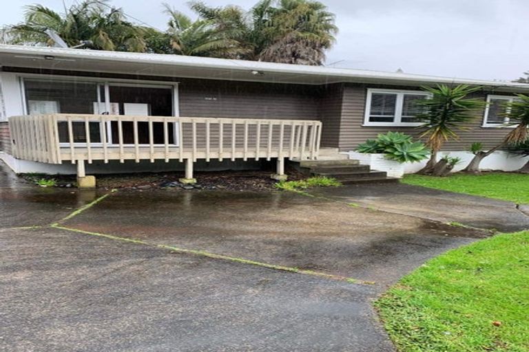 Photo of property in 1/85 Eskdale Road, Birkdale, Auckland, 0626