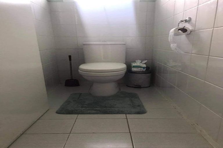 Photo of property in 1/32 Latham Avenue, Pakuranga, Auckland, 2010