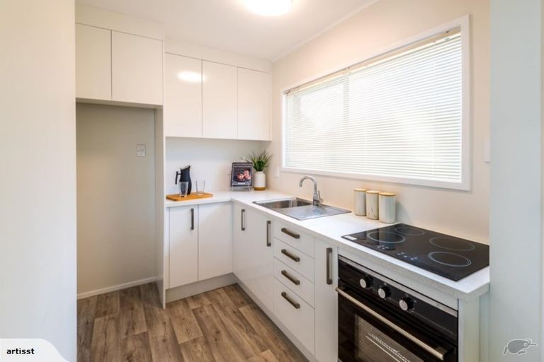 Photo of property in 65 Butterworth Drive, Glendene, Auckland, 0602