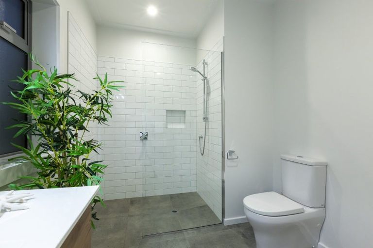 Photo of property in 68 Marine Parade, Paraparaumu Beach, Paraparaumu, 5032