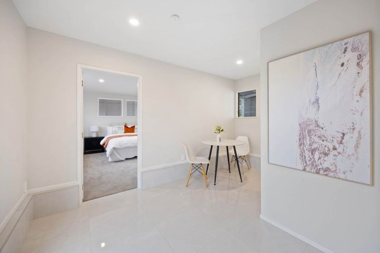 Photo of property in 34 Bucklands Beach Road, Bucklands Beach, Auckland, 2012