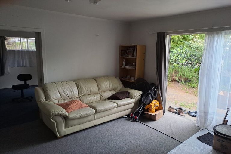 Photo of property in 1/34 Stanley Road, Glenfield, Auckland, 0629