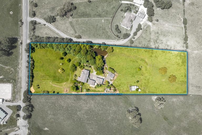 Photo of property in 970 Tauhoa Road, Kaipara Flats, Warkworth, 0984