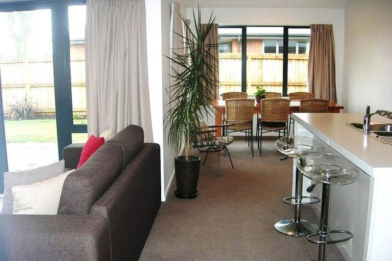 Photo of property in 4 Taiwhenua Street, Rangiora, 7400