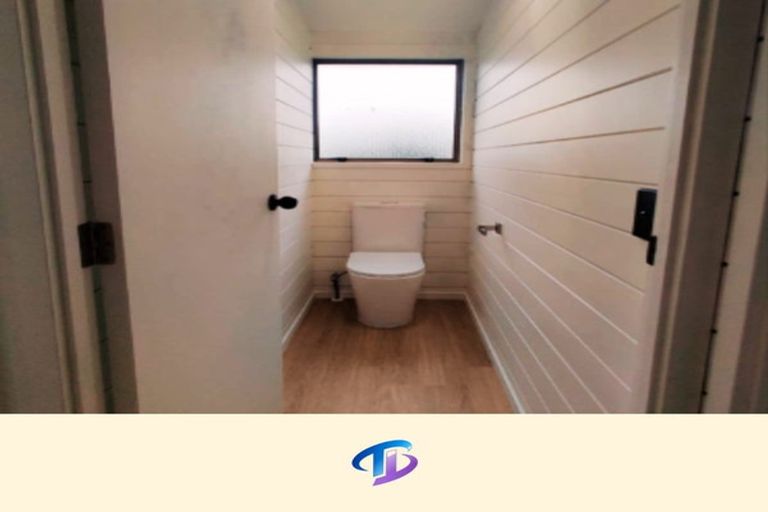 Photo of property in 2/12 Christmas Road, Manurewa, Auckland, 2102