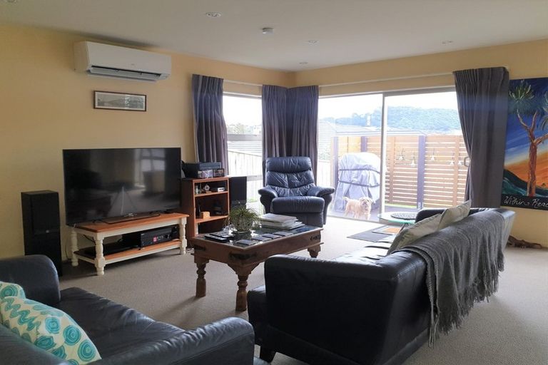 Photo of property in 15a The Pier, Whitby, Porirua, 5024