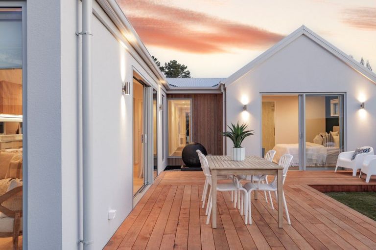 Photo of property in 43 Georgina Street, Marshland, Christchurch, 8083