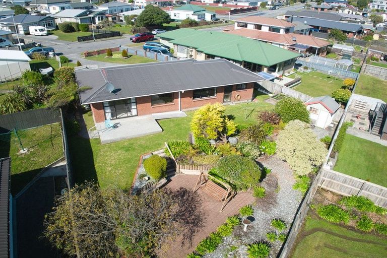 Photo of property in 18 Parfitt Place, Greymouth, 7805