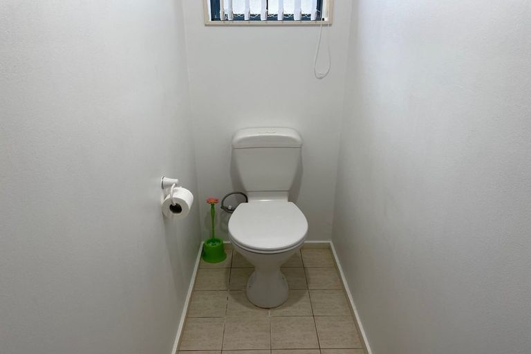 Photo of property in 42 Ksenia Drive, Flat Bush, Auckland, 2019