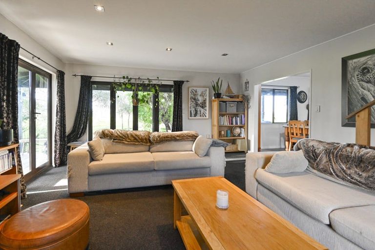 Photo of property in 100 Kereru Road, Maraekakaho, Hastings, 4171