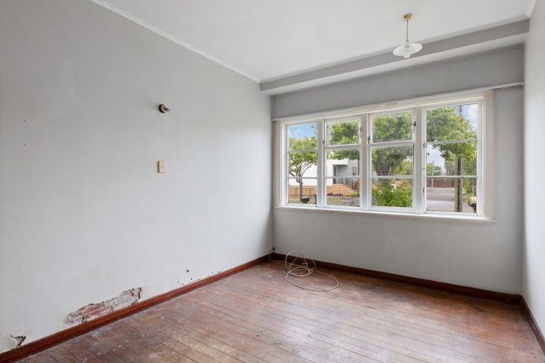 Photo of property in 9 Bray Street, Woolston, Christchurch, 8062