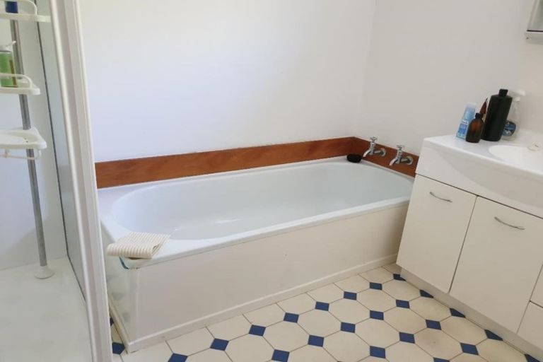 Photo of property in 12u3 Dorset Way, Wilton, Wellington, 6012